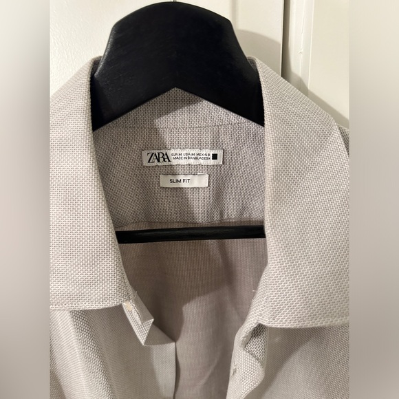 Zara Men’s medium slim fit grey button down shirt - Picture 3 of 3